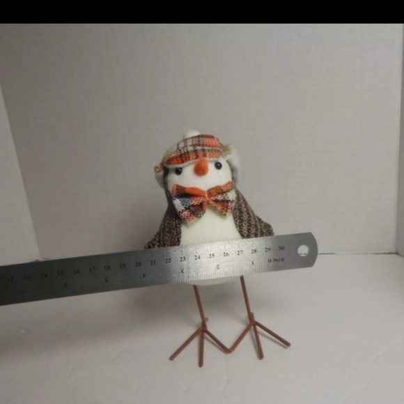 Plaid Brown‎ and White Bird Decor - Picture 7 of 7